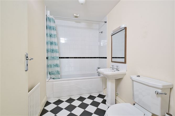 77 Newcastle Manor Square, Newcastle, Dublin