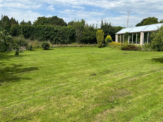 Rossnowlagh Road, Ballyshannon, Donegal