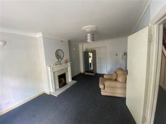 222 Moyville, Edmondstown Road, Rathfarnham, Dublin 16