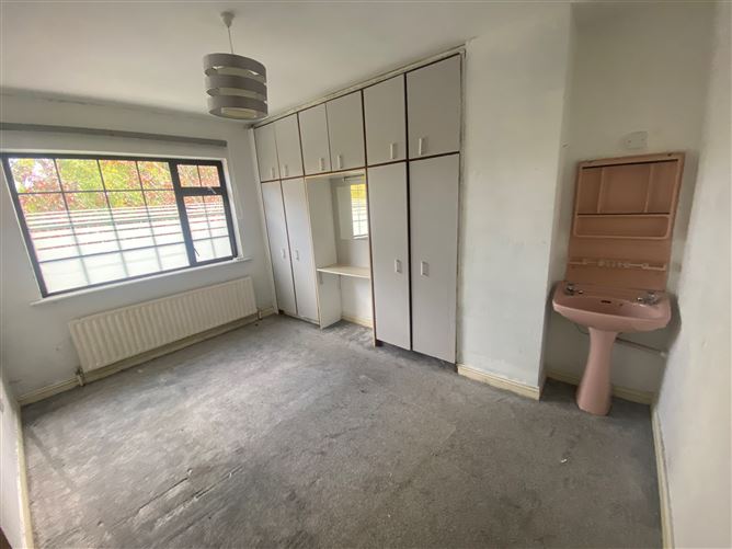 222 Moyville, Edmondstown Road, Rathfarnham, Dublin 16