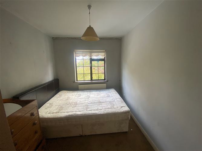 222 Moyville, Edmondstown Road, Rathfarnham, Dublin 16