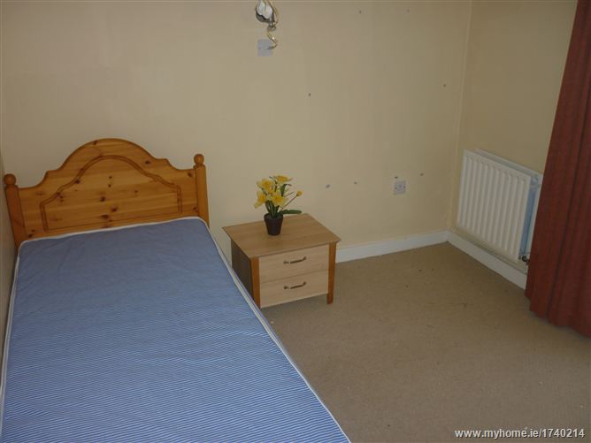 42 Cherbury Court, Booterstown Avenue, Blackrock,   Dublin South