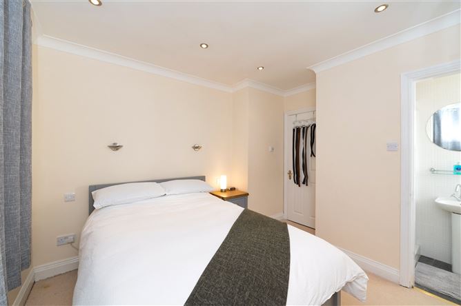 23 Kiltegan Park, Rochestown Road, Cork