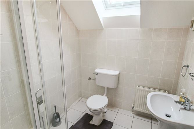 15 Lough Allen Resort, Drumshanbo, Leitrim