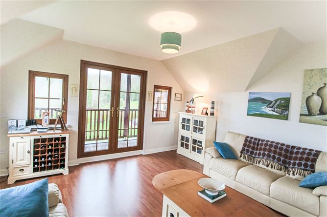 15 Lough Allen Resort, Drumshanbo, Leitrim