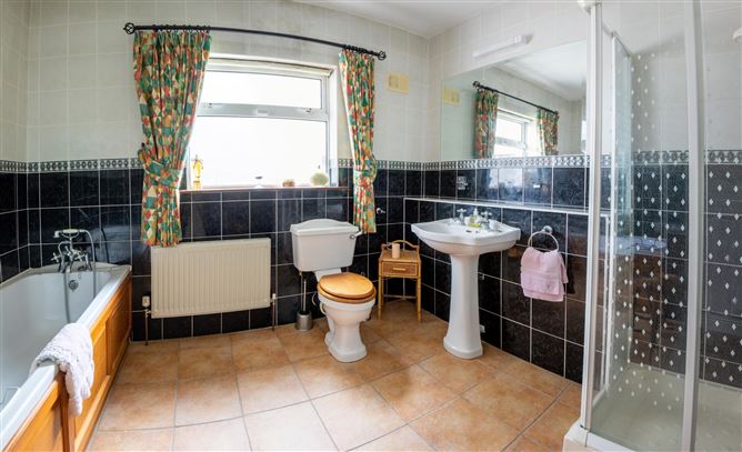 "Cuckoo Park", Castleholding, Roscrea, Tipperary