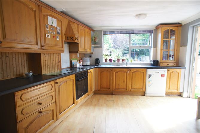 4 Grange Grove, Blackrock, County Dublin