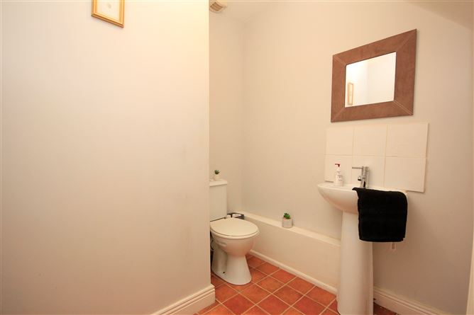 15 Lakeside Gardens, Kilminchy, Portlaoise, Laois