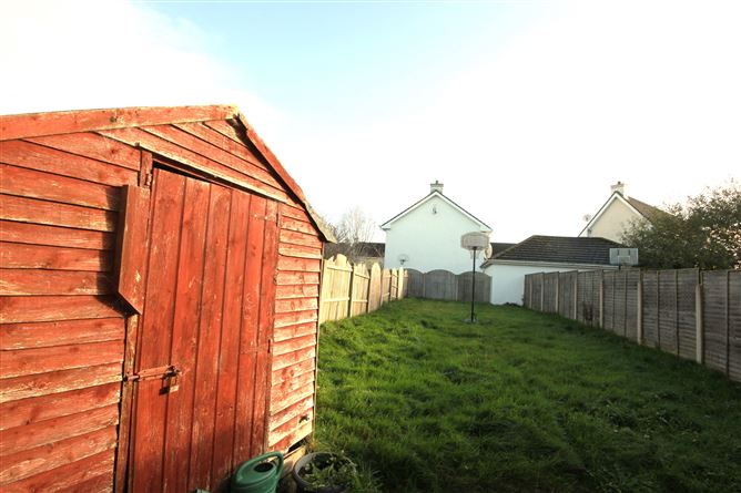 15 Lakeside Gardens, Kilminchy, Portlaoise, Laois