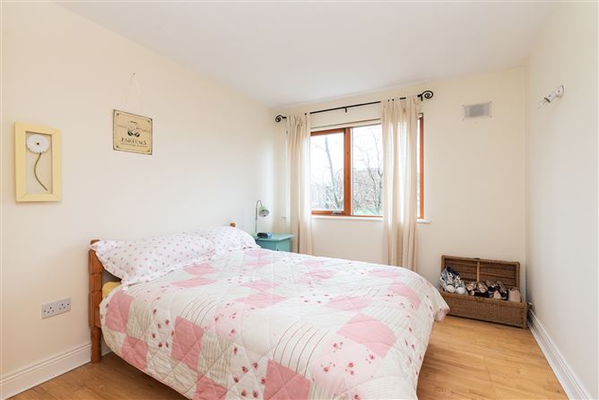 23 Hunters Avenue, Hunters Wood, Ballycullen, Dublin 24