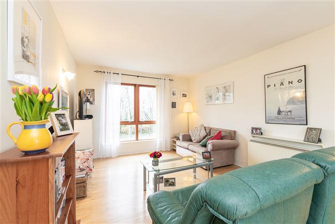 23 Hunters Avenue, Hunters Wood, Ballycullen, Dublin 24