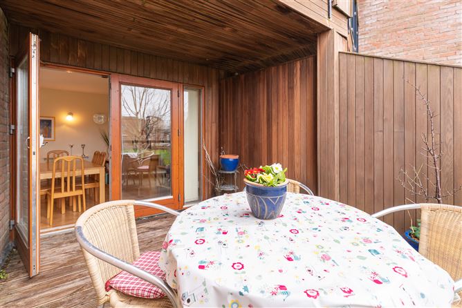 23 Hunters Avenue, Hunters Wood, Ballycullen, Dublin 24