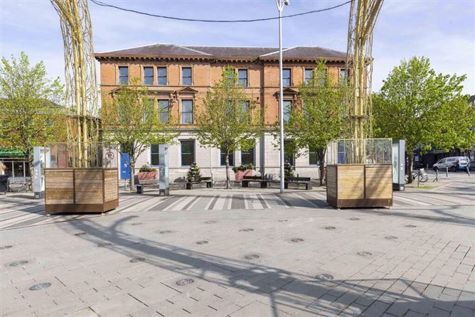 100 Clanbrassil Street, Dundalk, Louth