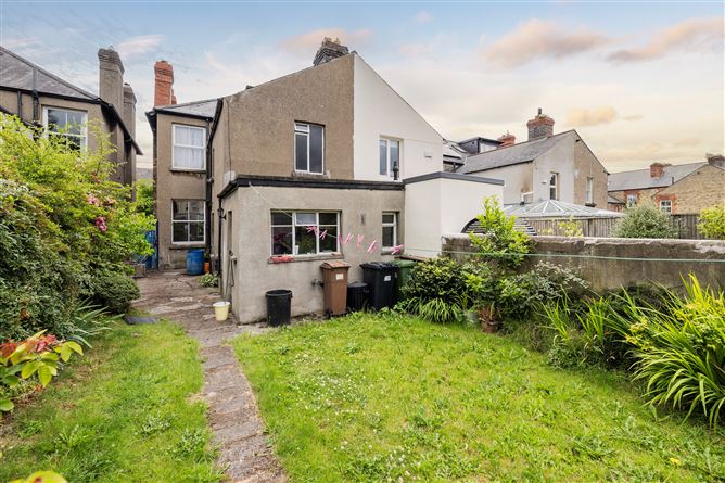 https://photos-a.propertyimages.ie/media/4/1/2/4938214/82b47194-bc64-4e48-948a-6820f4273153_l.jpg