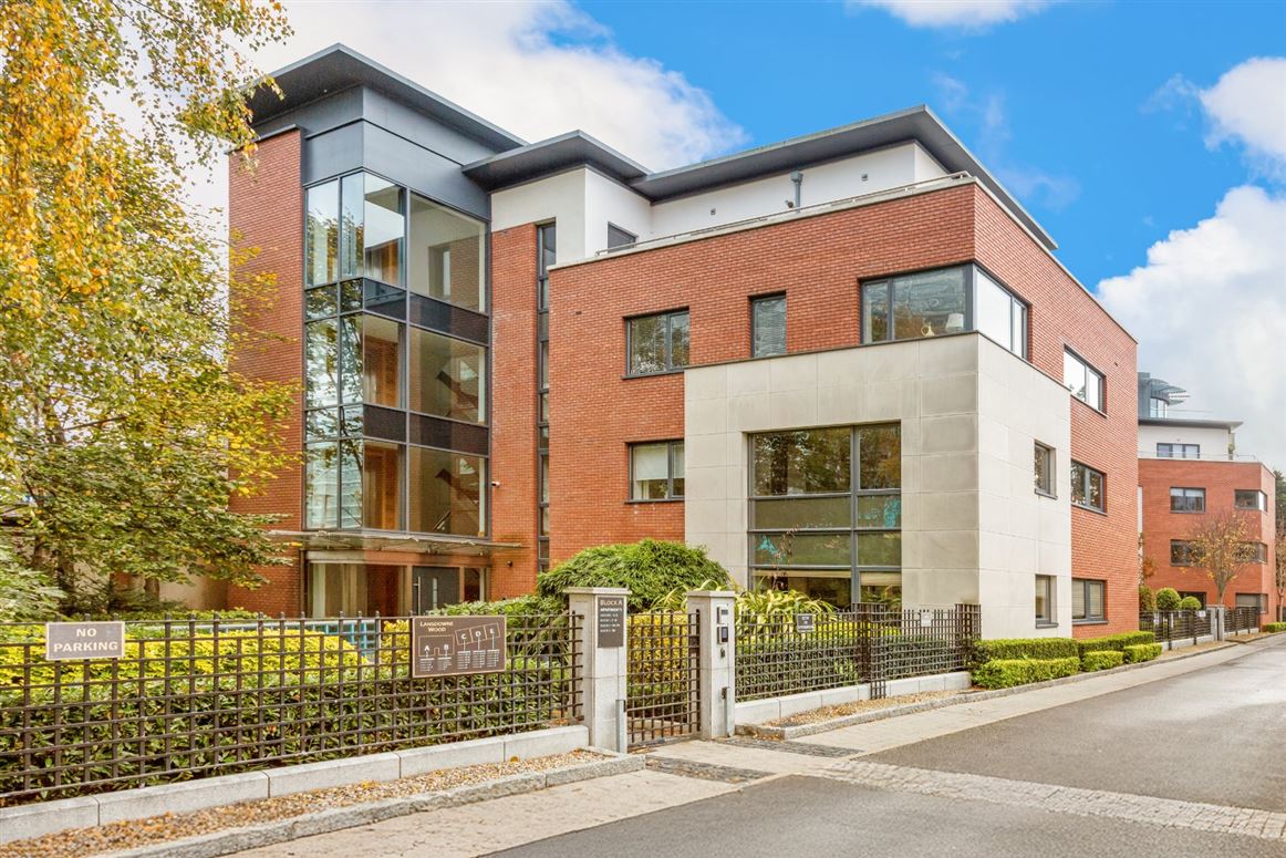 14 Lansdowne Wood, Lansdowne Road, Ballsbridge, Dublin 4