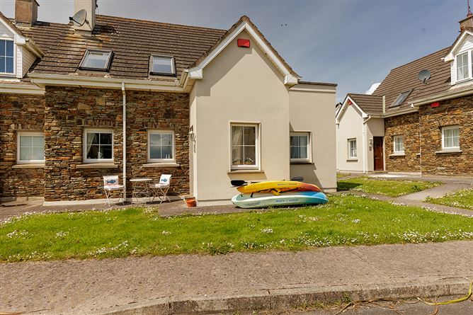 17 Dubh Carrig, Ardmore, Waterford