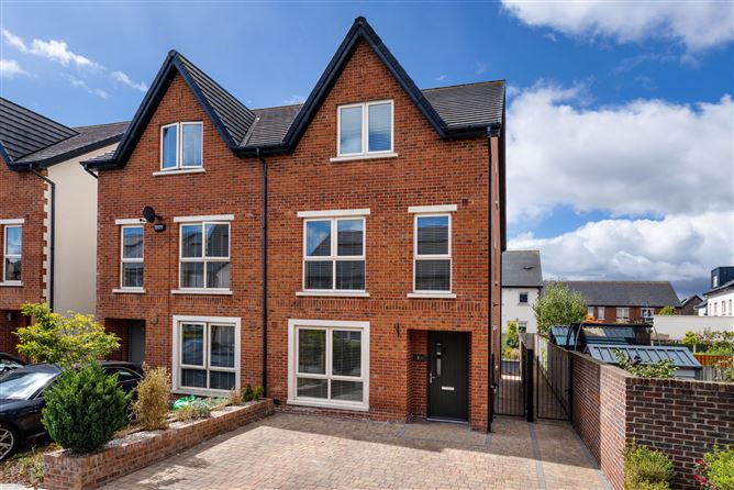 Photo 1 of 16 — 13 Parkside Woods, Balgriffin, Dublin 13