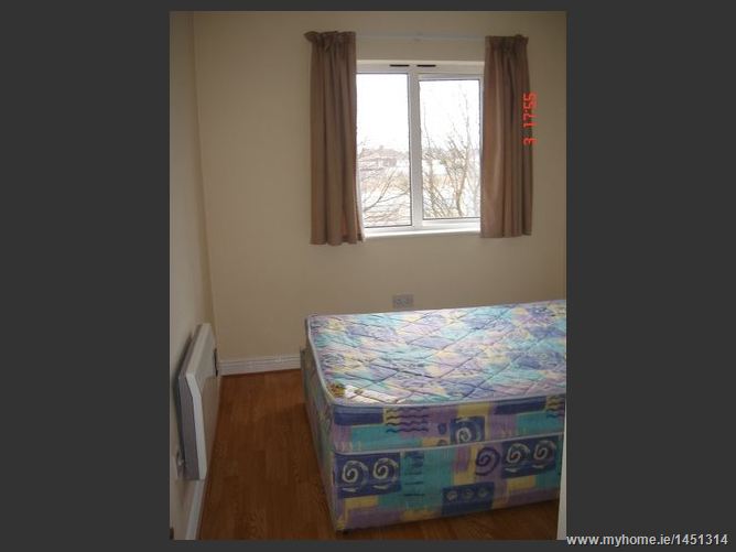 22 Emmet House, Emmet Court, Inchicore,   Dublin 8