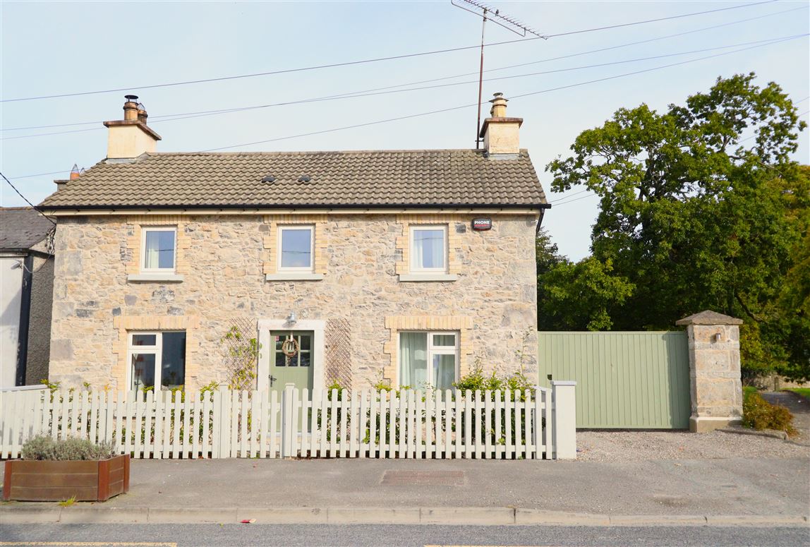 The Green, Rathmolyon Village, Co. Meath