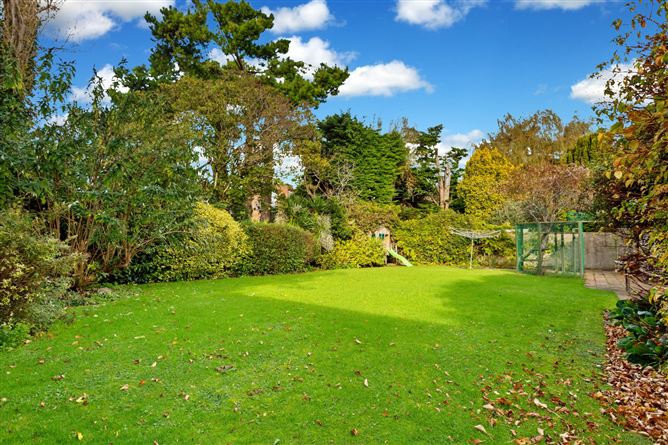 24 Greenfield Park, Donnybrook, Dublin 4