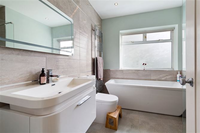 24 Greenfield Park, Donnybrook, Dublin 4