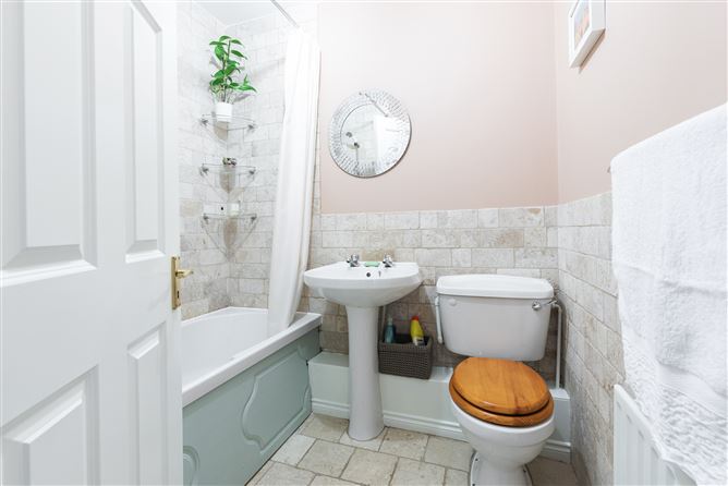 106 Gleann Na Ri, Druid Valley, Cabinteely, Dublin 18