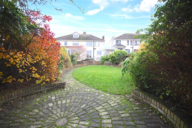 72 St. Assam's Avenue, Raheny,   Dublin 5