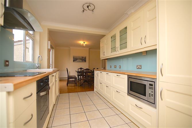 72 St. Assam's Avenue, Raheny,   Dublin 5