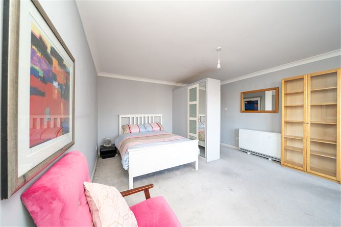 75 Pier 19, South City Centre - D8, Dublin 8