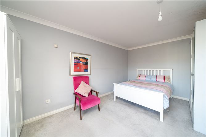 75 Pier 19, South City Centre - D8, Dublin 8