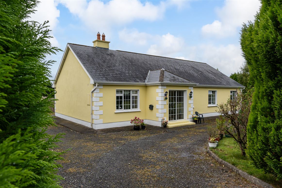 Gurteen, Ballybritt, Roscrea, Co. Tipperary