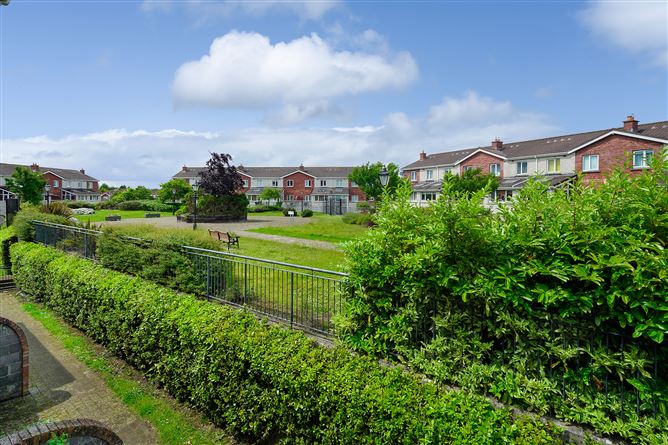 15 Carrigmore Green, Citywest, Co. Dublin