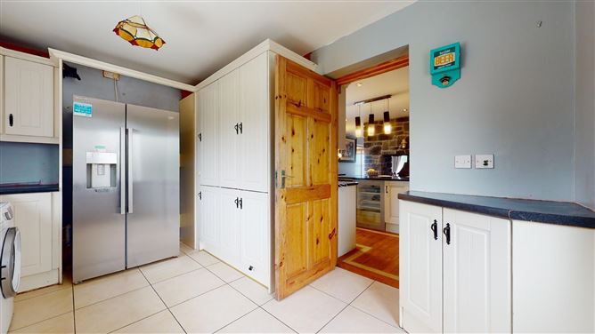 7 Roemore Village, Breaffy, Castlebar, Co. Mayo