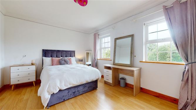 7 Roemore Village, Breaffy, Castlebar, Co. Mayo