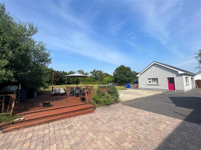 7 Roemore Village, Breaffy, Castlebar, Co. Mayo