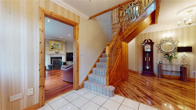 7 Roemore Village, Breaffy, Castlebar, Co. Mayo