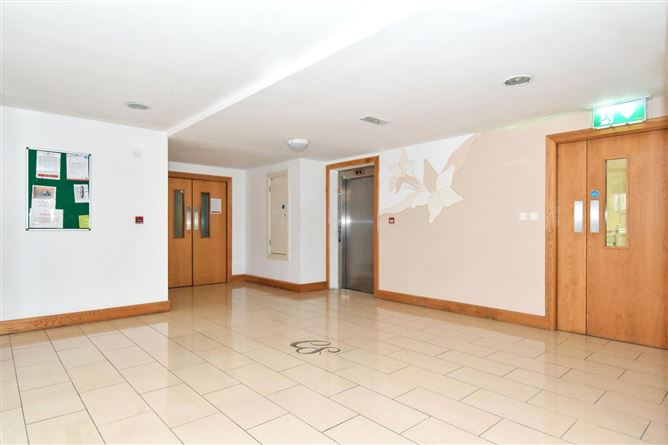 73 Cuirt Seoige, Bohermore, Galway City