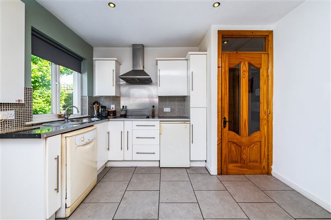 Photo 13 of 31 — 23 Westpark, Blessington, Wicklow