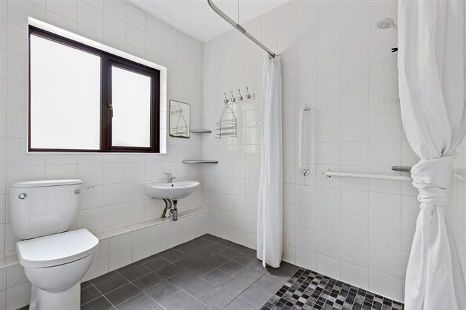 Photo 7 of 25 — No. 2 Slaneyview Court, Wexford Town, Wexford