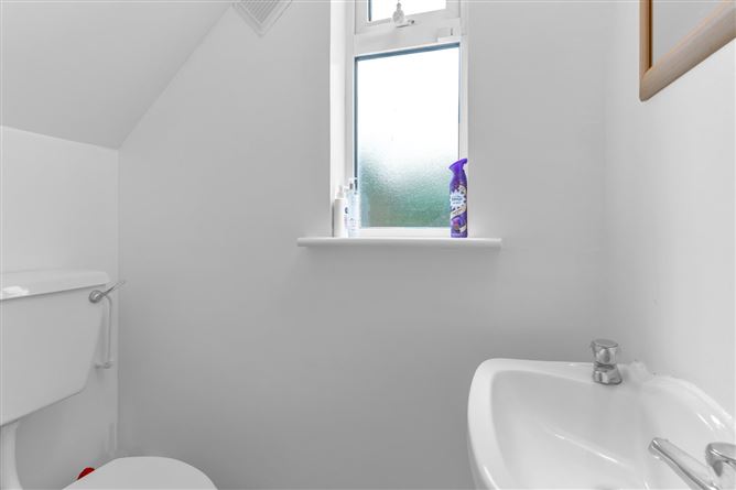 8 The Drive, Sallins Park, Sallins, Co. Kildare