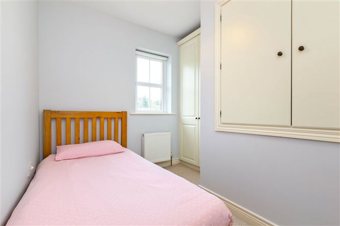 12 Millbank Glen, Dromahair, Co. Leitrim