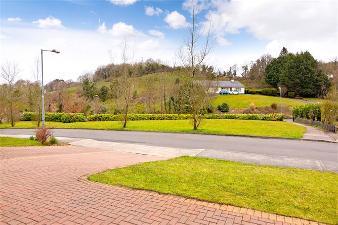 12 Millbank Glen, Dromahair, Co. Leitrim