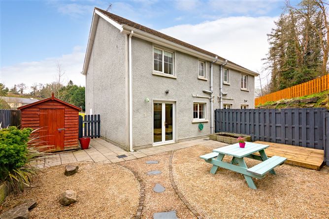 12 Millbank Glen, Dromahair, Co. Leitrim