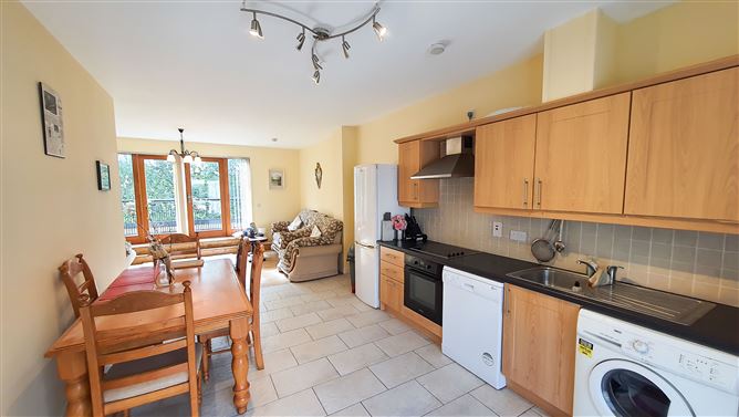 14 Springdale, Clonattin Village, Gorey, Wexford
