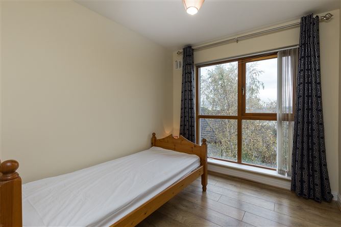 14 Springdale, Clonattin Village, Gorey, Wexford
