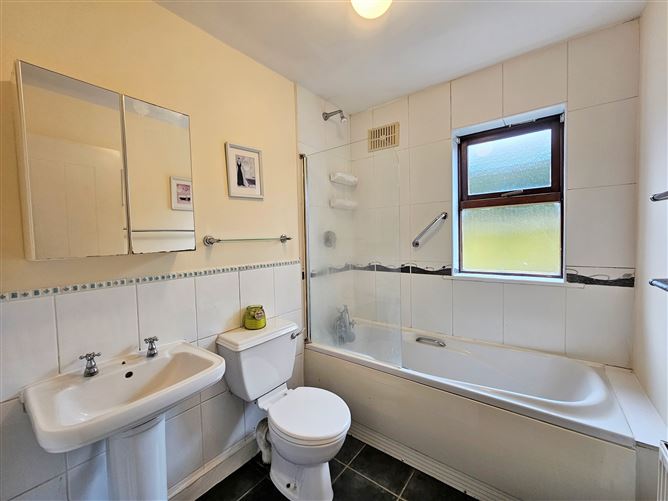 2 Saddlers Way, Kilcullen, Kildare