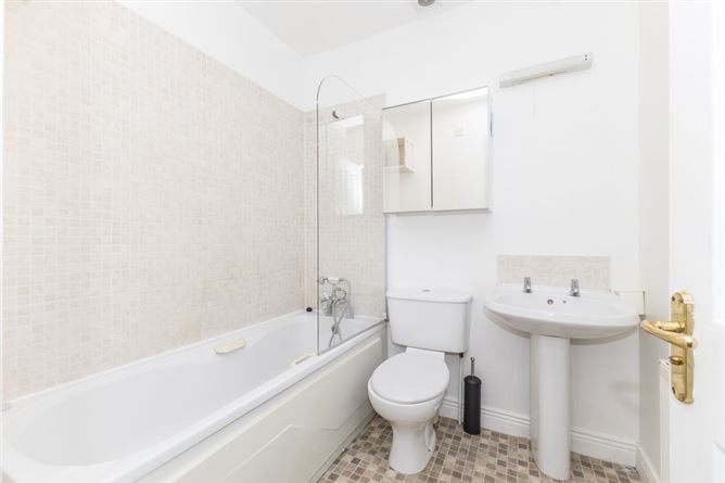 215 Steeplechase Green, Ratoath, Co. Meath, A85 HX94