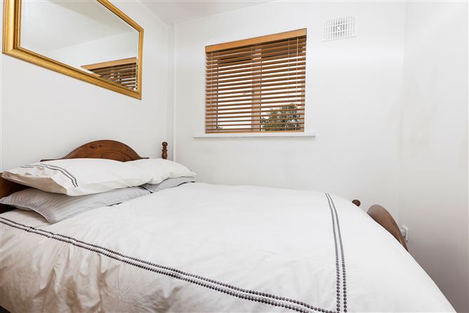 2 Crumlin Village, 2 St Marys Road, Dublin 12, Dublin