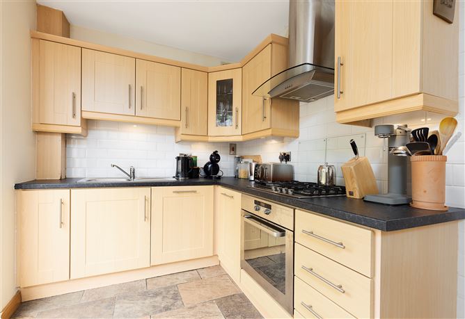 2 Crumlin Village, 2 St Marys Road, Dublin 12, Dublin