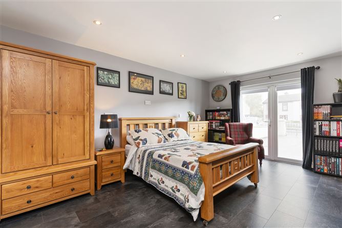 34 Neilstown Gardens, Clondalkin, Dublin